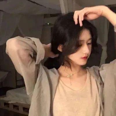 樱花落尽时 海报